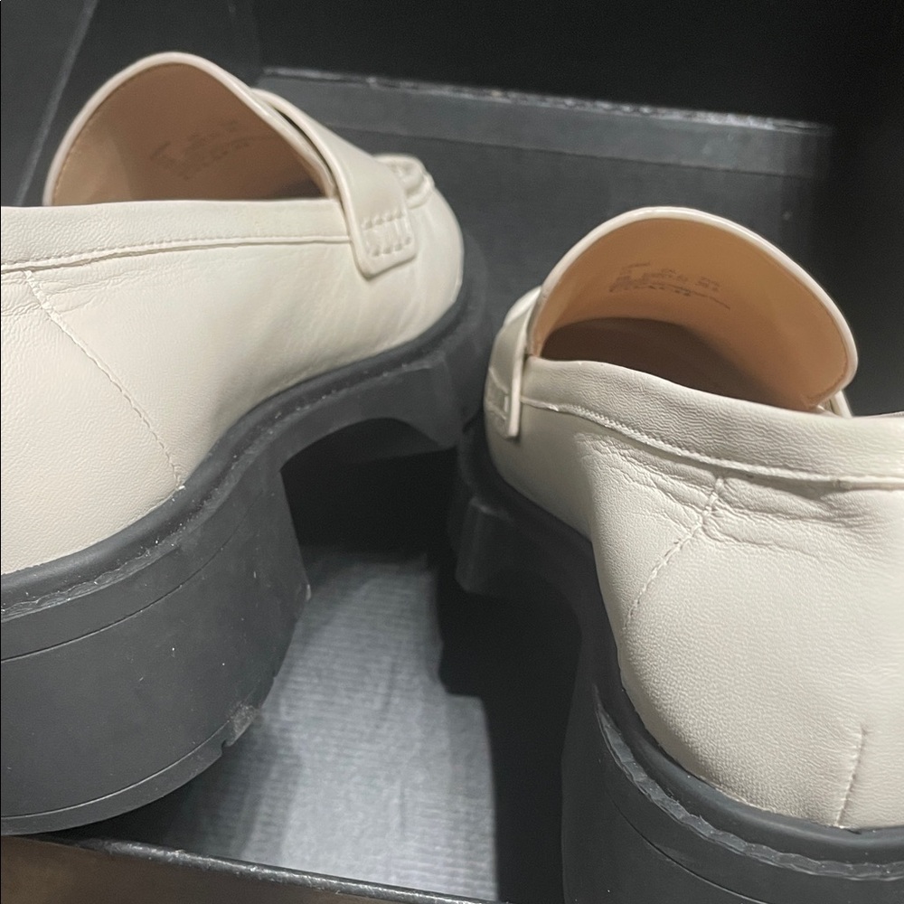 Coach Off-White Leather Loafers - Picture 5 of 8